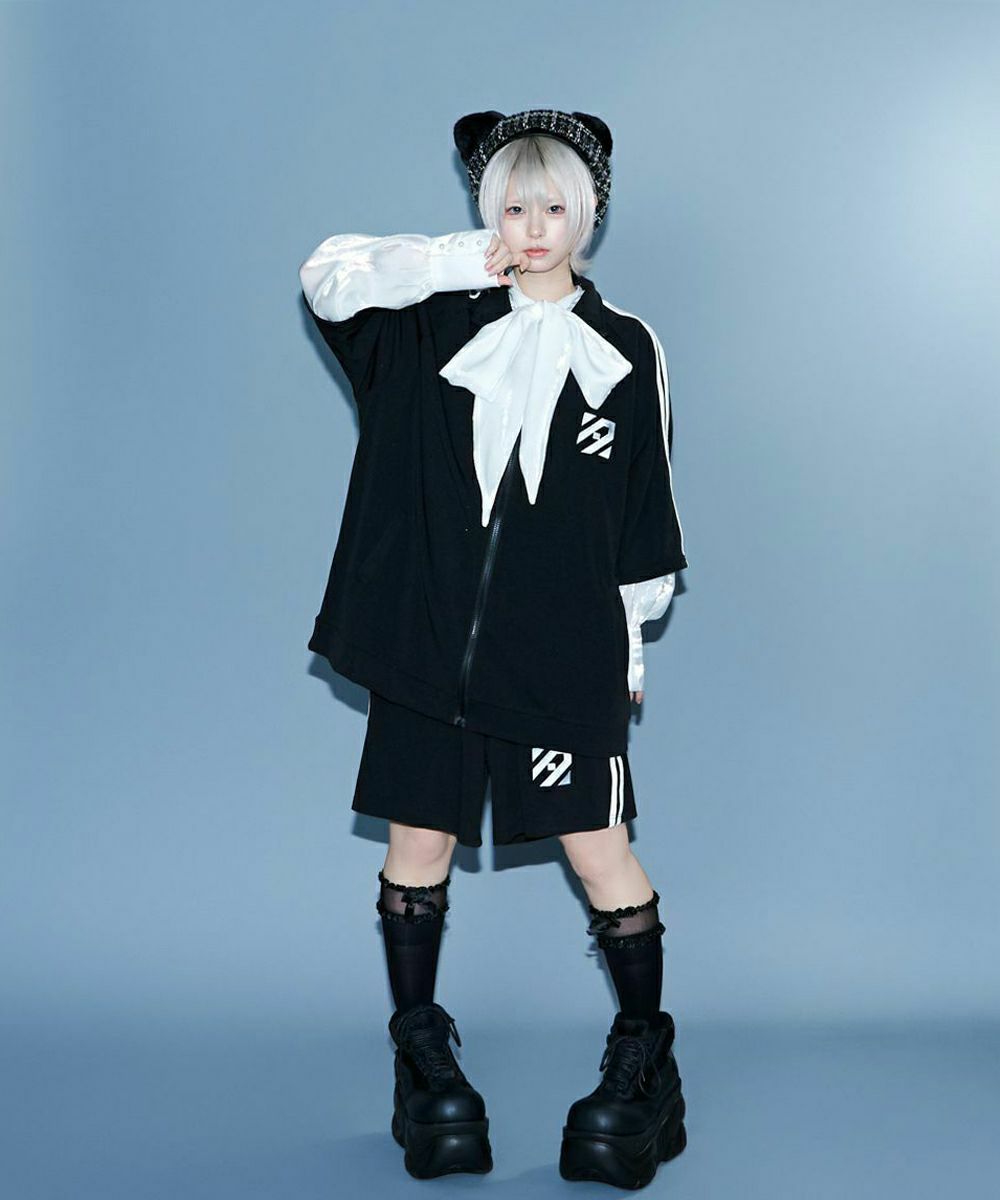 アノネジャージセットアップ