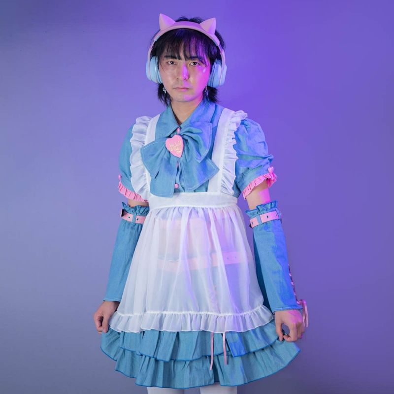 戦う女の子のコスチューム３8