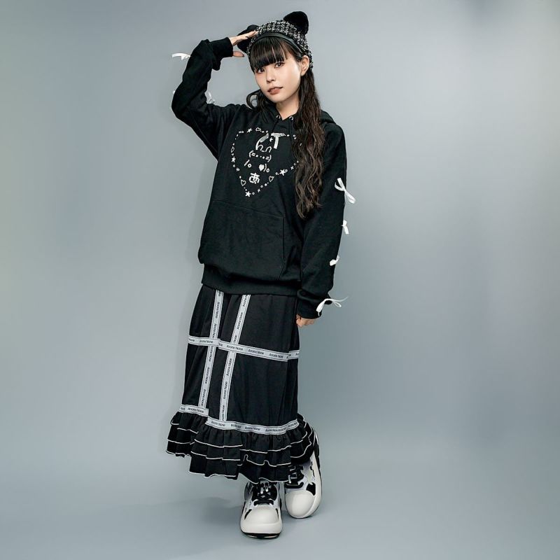 アルベロベロ ぶたさん カラフル 膝丈 スカート ベロア使い から厳選した アルベロベロ ぶたさん カラフル 膝丈 スカート