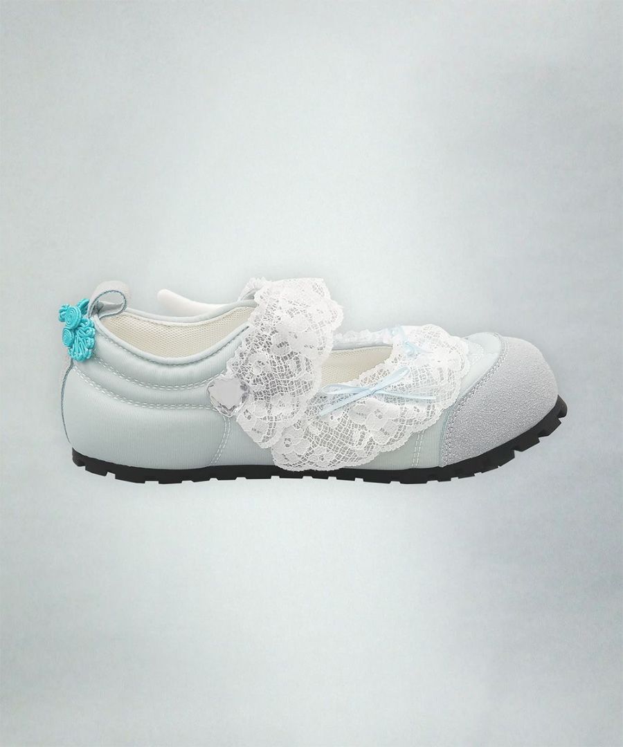 めちゃDECOスニーカー