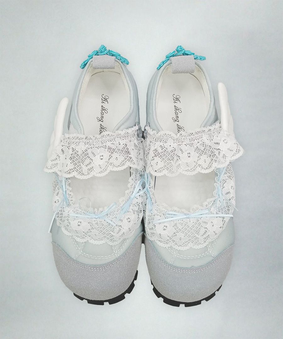 めちゃDECOスニーカー