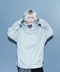 ハイテックハイネックパーカー０５