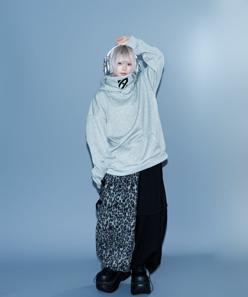 ハイテックハイネックパーカー１０