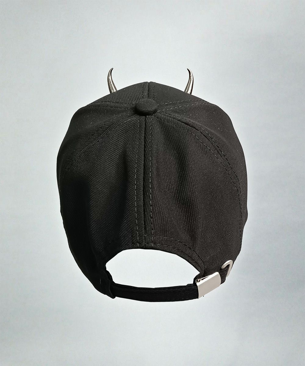 呪紋モンスターキャップ