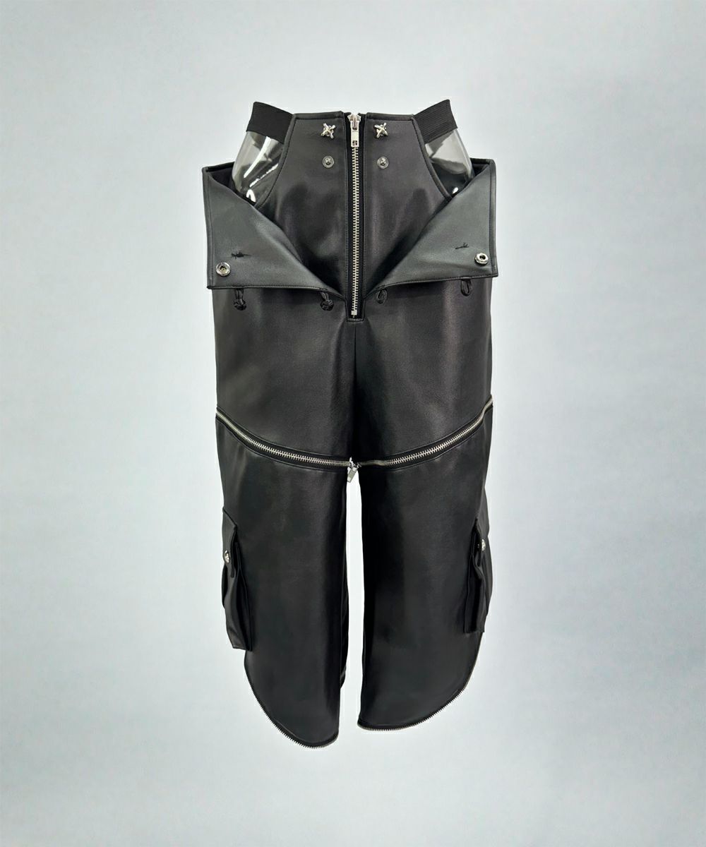 レザーチャイナニッカポッカ