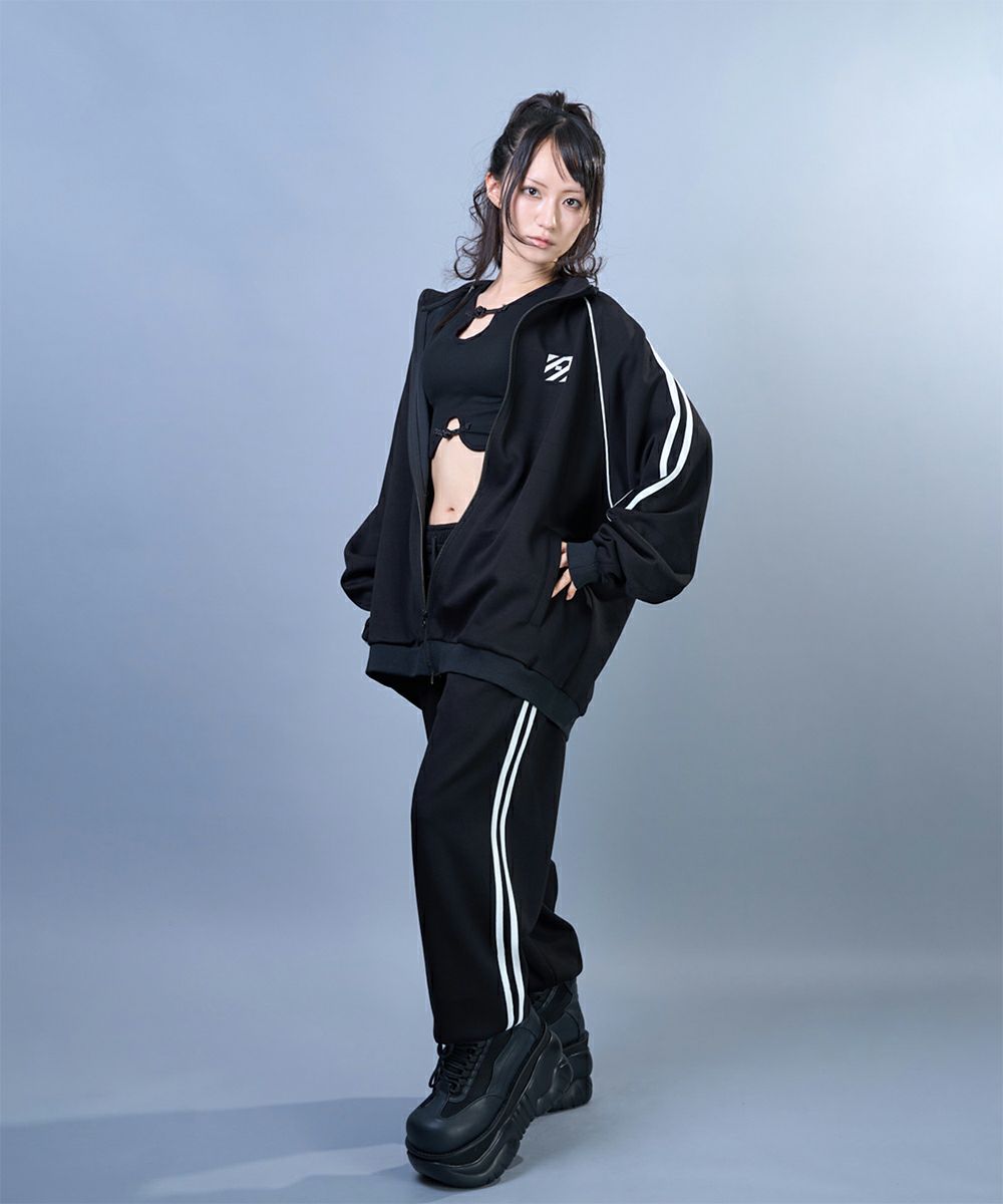 長袖アノネジャージセットアップ