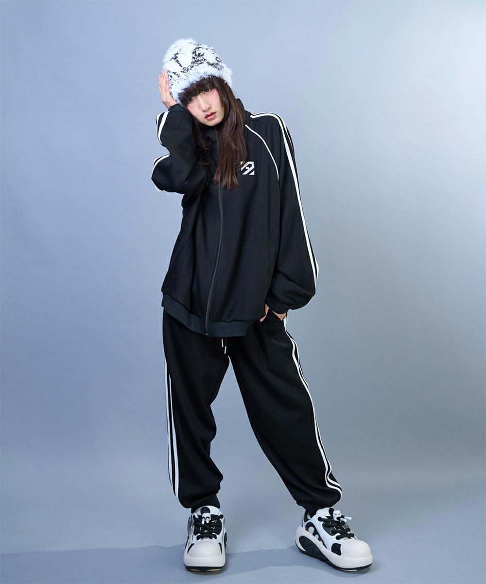 長袖アノネジャージセットアップ